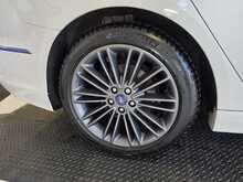 Ford Mondeo 2.0 TDCi Vignale Estate 5dr Diesel Powershift Euro 6 (s/s) (210 ps) 