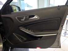 Mercedes-Benz GLA 2.1 GLA200d AMG Line (Premium Plus) SUV 5dr Diesel 7G-DCT 4MATIC Euro 6 (s/s) (136 ps) 