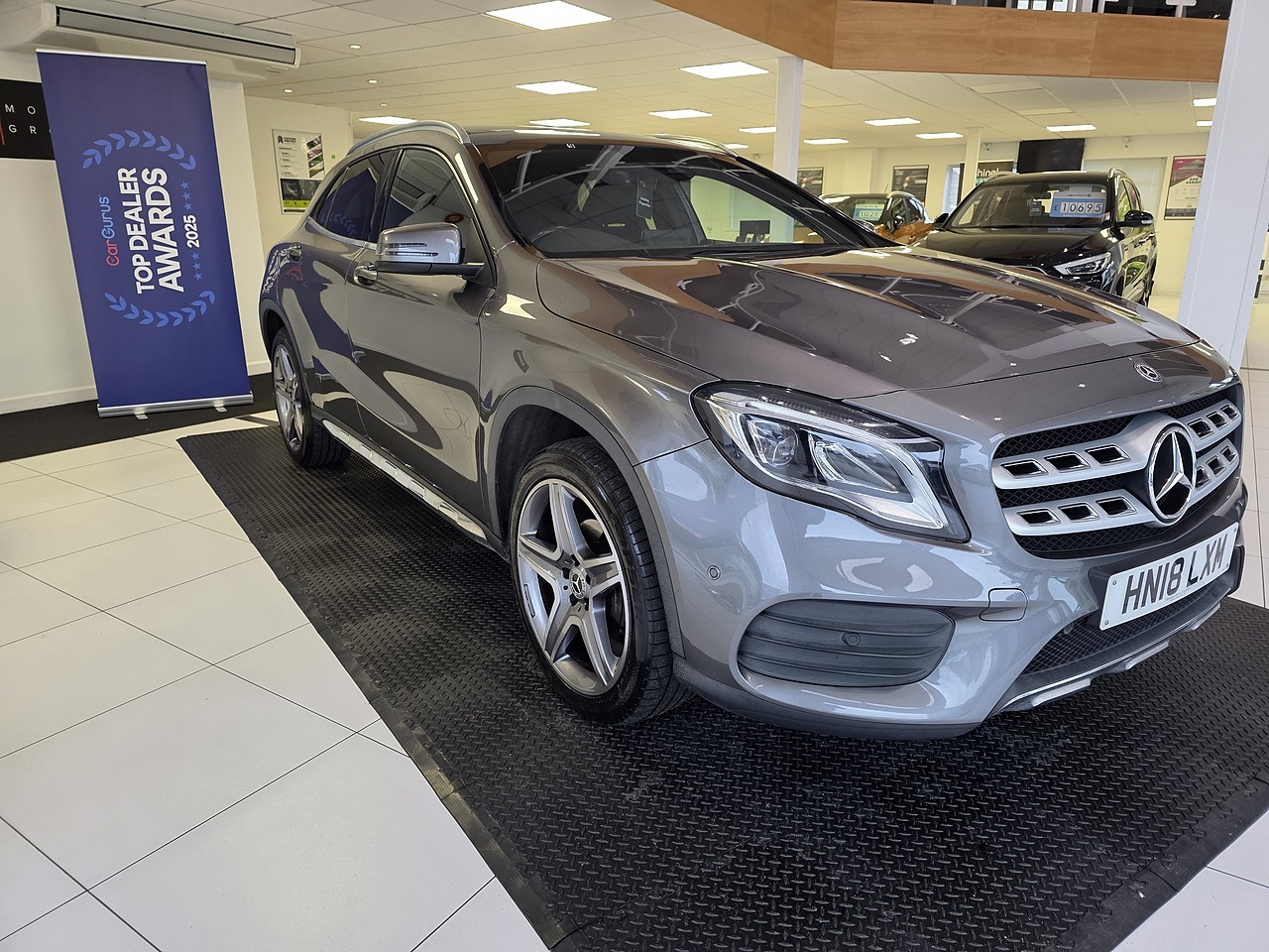Mercedes-Benz 2.1 GLA200d AMG Line (Premium Plus) SUV 5dr Diesel 7G-DCT 4MATIC Euro 6 (s/s) (136 ps)