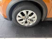 Renault Captur 1.3 TCe Iconic SUV 5dr Petrol Manual Euro 6 (s/s) (130 ps) 