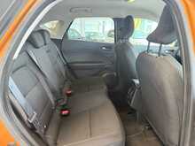 Renault Captur 1.3 TCe Iconic SUV 5dr Petrol Manual Euro 6 (s/s) (130 ps) 