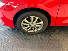 Toyota Yaris 1.0 VVT-i Icon Hatchback 5dr Petrol Manual Euro 6 (69 ps) 