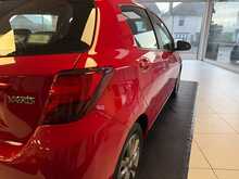 Toyota Yaris 1.0 VVT-i Icon Hatchback 5dr Petrol Manual Euro 6 (69 ps) 