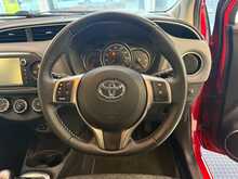 Toyota Yaris 1.0 VVT-i Icon Hatchback 5dr Petrol Manual Euro 6 (69 ps) 