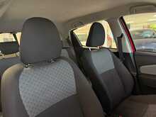 Toyota Yaris 1.0 VVT-i Icon Hatchback 5dr Petrol Manual Euro 6 (69 ps) 