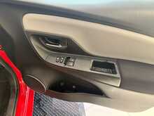 Toyota Yaris 1.0 VVT-i Icon Hatchback 5dr Petrol Manual Euro 6 (69 ps) 