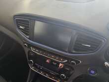 Hyundai IONIQ 1.6 h-GDi Premium Hatchback 5dr Petrol Hybrid DCT Euro 6 (s/s) (141 ps) 