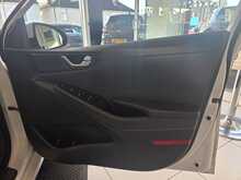 Hyundai IONIQ 1.6 h-GDi Premium Hatchback 5dr Petrol Hybrid DCT Euro 6 (s/s) (141 ps) 