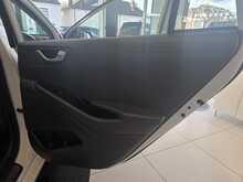 Hyundai IONIQ 1.6 h-GDi Premium Hatchback 5dr Petrol Hybrid DCT Euro 6 (s/s) (141 ps) 