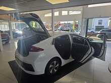 Hyundai IONIQ 1.6 h-GDi Premium Hatchback 5dr Petrol Hybrid DCT Euro 6 (s/s) (141 ps) 