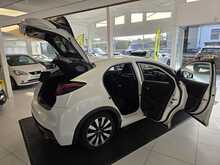 Honda Civic 1.8 i-VTEC SE Plus (Navi) Hatchback 5dr Petrol Auto Euro 6 (142 ps) 