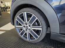 MINI Convertible 1.5 Cooper Exclusive Convertible 2dr Petrol Manual Euro 6 (s/s) (136 ps) 