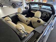 MINI Convertible 1.5 Cooper Exclusive Convertible 2dr Petrol Manual Euro 6 (s/s) (136 ps) 