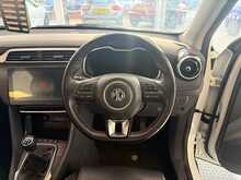 MG MG ZS 1.5 VTi-TECH Exclusive SUV 5dr Petrol Manual Euro 6 (s/s) (106 ps) 