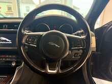 Jaguar XF 2.0d Portfolio Saloon 4dr Diesel Auto Euro 6 (s/s) (180 ps) 
