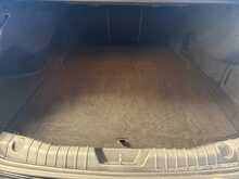 Jaguar XF 2.0d Portfolio Saloon 4dr Diesel Auto Euro 6 (s/s) (180 ps) 