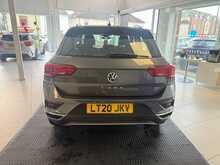 Volkswagen T-Roc 1.5 TSI GPF EVO SE SUV 5dr Petrol DSG Euro 6 (s/s) (150 ps) 