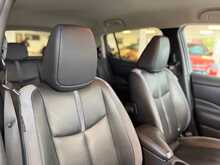 Nissan Leaf 40kWh Tekna Hatchback 5dr Electric Auto (150 ps) 