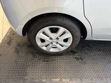 Vauxhall Corsa 1.4i ecoTEC Design Hatchback 5dr Petrol Easytronic Euro 6 (s/s) (90 ps) 