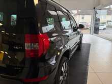 Skoda Yeti 1.4 TSI Laurin & Klement Outdoor 5dr Petrol Manual 4WD Euro 6 (s/s) (150 ps) 