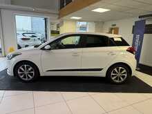 Hyundai i20 1.4 Premium Nav Hatchback 5dr Petrol Auto Euro 6 (100 ps) 