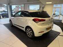 Hyundai i20 1.4 Premium Nav Hatchback 5dr Petrol Auto Euro 6 (100 ps) 