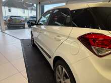 Hyundai i20 1.4 Premium Nav Hatchback 5dr Petrol Auto Euro 6 (100 ps) 