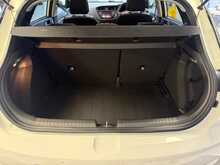 Hyundai i20 1.4 Premium Nav Hatchback 5dr Petrol Auto Euro 6 (100 ps) 