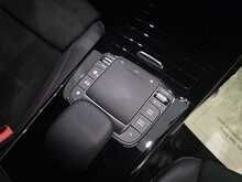 Mercedes-Benz A Class 1.3 A180 AMG Line (Executive) Hatchback 5dr Petrol 7G-DCT Euro 6 (s/s) (136 ps) 