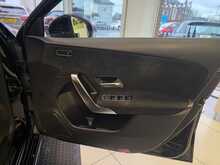Mercedes-Benz A Class 1.3 A180 AMG Line (Executive) Hatchback 5dr Petrol 7G-DCT Euro 6 (s/s) (136 ps) 