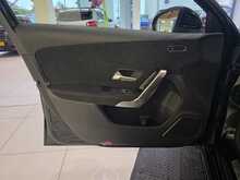 Mercedes-Benz A Class 1.3 A180 AMG Line (Executive) Hatchback 5dr Petrol 7G-DCT Euro 6 (s/s) (136 ps) 