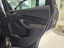 Ford Kuga 2.0 TDCi Titanium SUV 5dr Diesel Manual 2WD Euro 6 (s/s) (150 ps) 