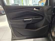 Ford Kuga 2.0 TDCi Titanium SUV 5dr Diesel Manual 2WD Euro 6 (s/s) (150 ps) 