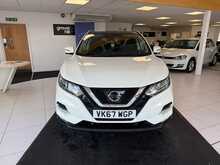 Nissan Qashqai 1.2 DIG-T N-Connecta SUV 5dr Petrol Manual Euro 6 (s/s) (115 ps) 