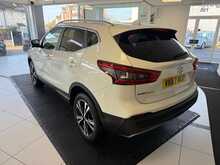 Nissan Qashqai 1.2 DIG-T N-Connecta SUV 5dr Petrol Manual Euro 6 (s/s) (115 ps) 