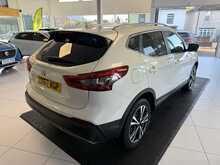 Nissan Qashqai 1.2 DIG-T N-Connecta SUV 5dr Petrol Manual Euro 6 (s/s) (115 ps) 