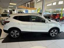 Nissan Qashqai 1.2 DIG-T N-Connecta SUV 5dr Petrol Manual Euro 6 (s/s) (115 ps) 