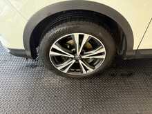 Nissan Qashqai 1.2 DIG-T N-Connecta SUV 5dr Petrol Manual Euro 6 (s/s) (115 ps) 