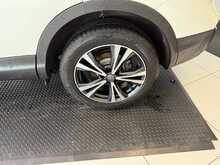 Nissan Qashqai 1.2 DIG-T N-Connecta SUV 5dr Petrol Manual Euro 6 (s/s) (115 ps) 