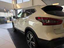 Nissan Qashqai 1.2 DIG-T N-Connecta SUV 5dr Petrol Manual Euro 6 (s/s) (115 ps) 