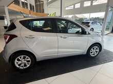 Hyundai i10 1.2 SE Hatchback 5dr Petrol Auto Euro 6 (87 ps) 