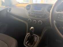 Hyundai i10 1.2 SE Hatchback 5dr Petrol Auto Euro 6 (87 ps) 