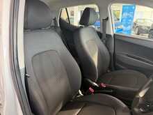 Hyundai i10 1.2 SE Hatchback 5dr Petrol Auto Euro 6 (87 ps) 