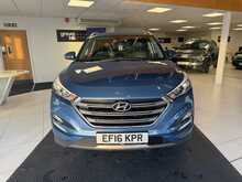 Hyundai TUCSON 2.0 CRDi Premium SUV 5dr Diesel Auto 4WD Euro 6 (136 ps) 