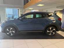 Hyundai TUCSON 2.0 CRDi Premium SUV 5dr Diesel Auto 4WD Euro 6 (136 ps) 