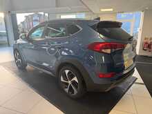 Hyundai TUCSON 2.0 CRDi Premium SUV 5dr Diesel Auto 4WD Euro 6 (136 ps) 
