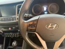Hyundai TUCSON 2.0 CRDi Premium SUV 5dr Diesel Auto 4WD Euro 6 (136 ps) 