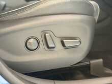 Hyundai TUCSON 2.0 CRDi Premium SUV 5dr Diesel Auto 4WD Euro 6 (136 ps) 