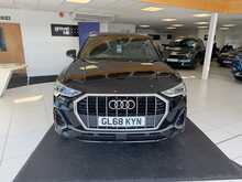 Audi Q3 1.5 TFSI CoD 35 S line SUV 5dr Petrol S Tronic Euro 6 (s/s) (150 ps) 