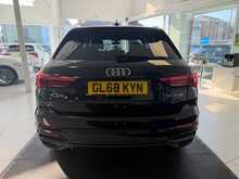 Audi Q3 1.5 TFSI CoD 35 S line SUV 5dr Petrol S Tronic Euro 6 (s/s) (150 ps) 